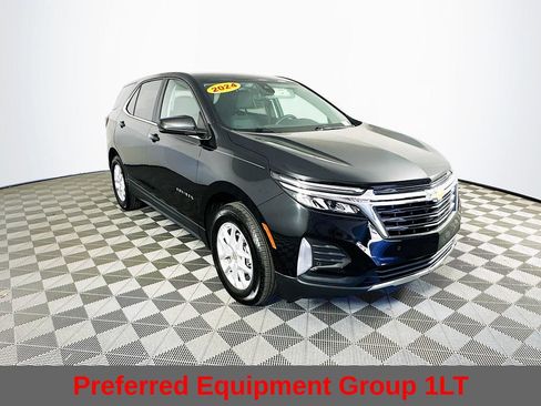 Used 2024 Chevrolet Equinox LT FWD image 4