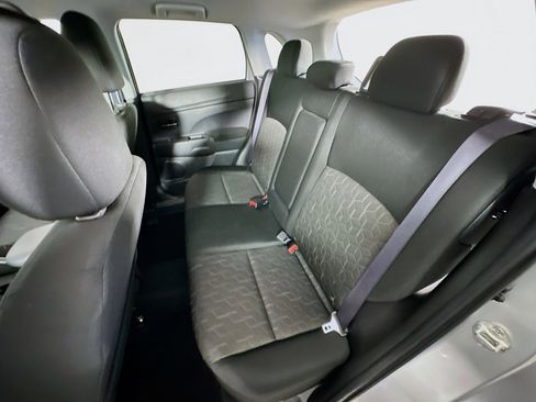 Used 2025 Mitsubishi Outlander Sport AWD image 25