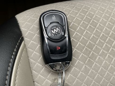 Certified 2018 Buick Encore Preferred FWD image 24