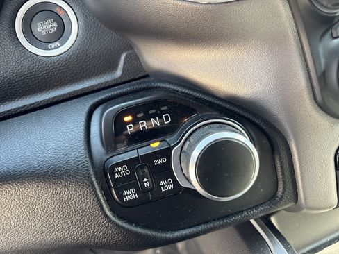 Used 2020 RAM 1500 Big Horn AWD/4WD image 26