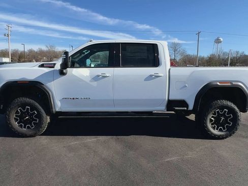 New 2026 GMC Sierra 2500 AT4X image 41