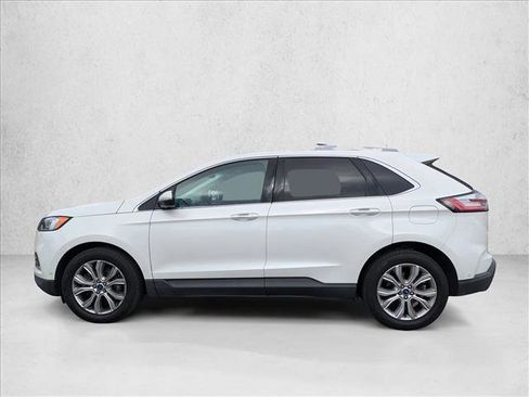 Used 2020 Ford Edge Titanium w/ Equipment Group 301A image 9