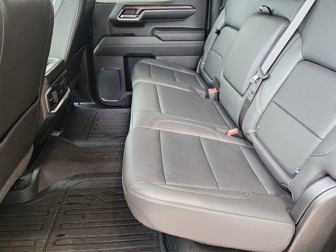 Used 2024 GMC Sierra 1500 SLT w/ SLT Premium Plus Package image 15