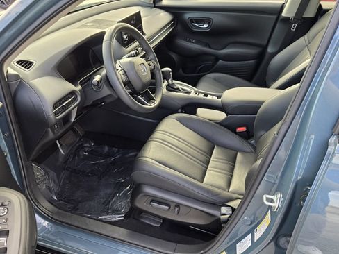 Certified 2024 Honda HR-V EX-L image 5