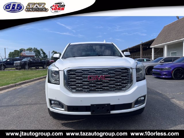 Used 2018 GMC Yukon Denali RWD image 2