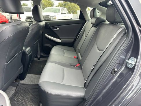 Used 2015 Toyota Prius Four w/ Deluxe Solar Roof Package FWD image 9