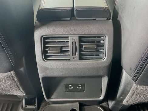 Used 2025 Nissan Rogue SV AWD/4WD image 25