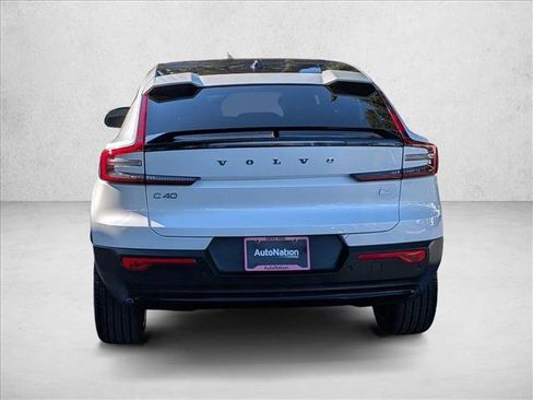 Certified 2023 Volvo C40 P8 Recharge Ultimate image 7