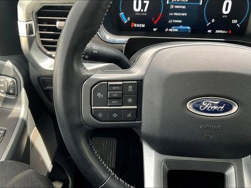 Used 2022 Ford F150 Lariat image 18