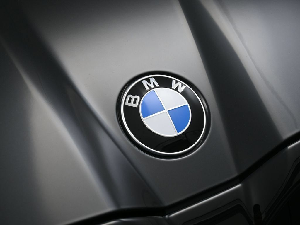 Used 2025 BMW M5 Touring AWD/4WD image 13