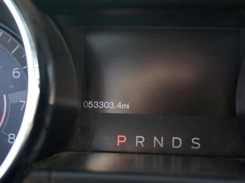 Used 2017 Ford Mustang Premium image 7