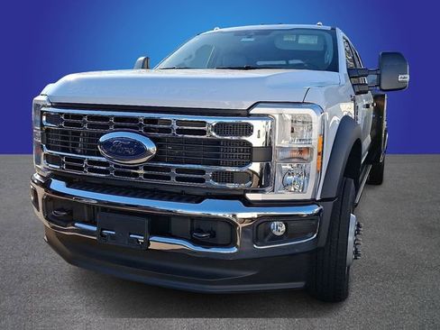 New 2026 Ford F450 XL image 3
