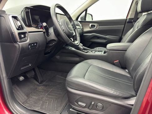 Used 2022 Kia Sorento S w/ Panoramic Sunroof Package AWD/4WD image 16