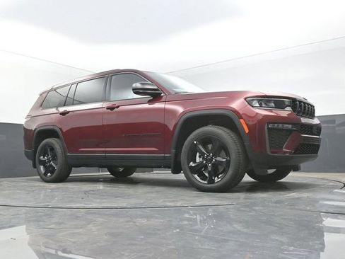 New 2026 Jeep Grand Cherokee L Limited w/ Limited Altitude Package AWD/4WD image 48