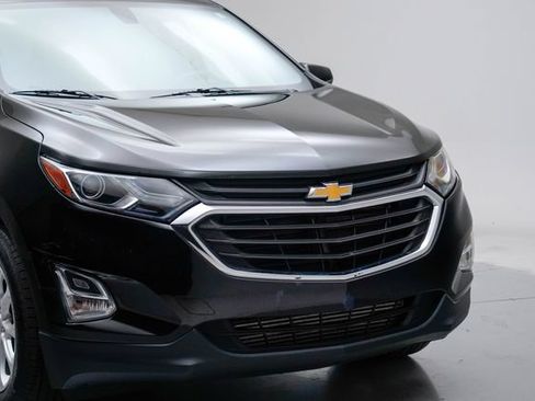 Used 2018 Chevrolet Equinox LT FWD image 10