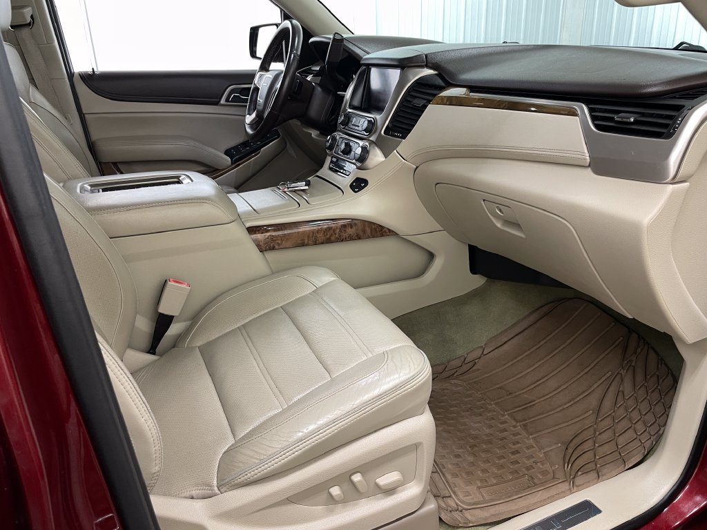 Used 2016 GMC Yukon XL Denali w/ Open Road Package AWD/4WD image 47