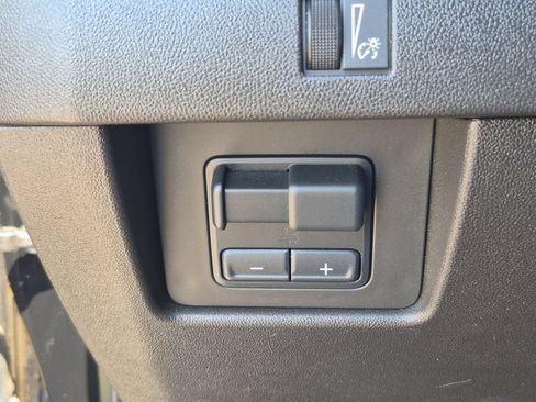Certified 2024 Chevrolet Colorado Trail Boss w/ Advanced Trailering Package AWD/4WD image 28