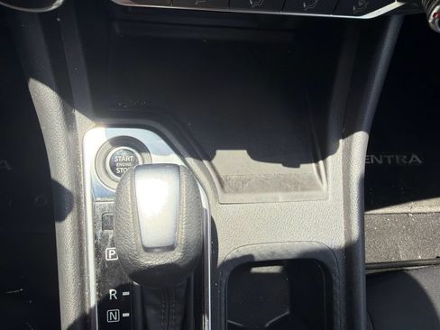 Used 2025 Nissan Sentra SV FWD image 12