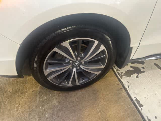 Used 2019 Acura MDX w/ Technology Package FWD image 2