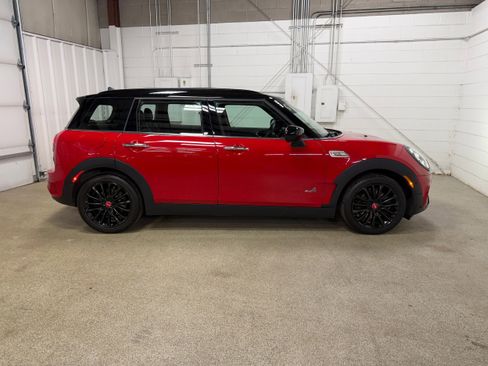 Used 2020 MINI Cooper Clubman S w/ Driver Assistance Package image 6