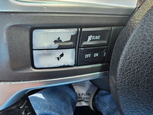 Used 2010 Ford Mustang GT RWD image 33