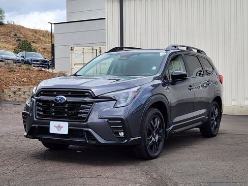 Certified 2025 Subaru Ascent Bronze Edition w/ Onyx Package AWD/4WD image 3