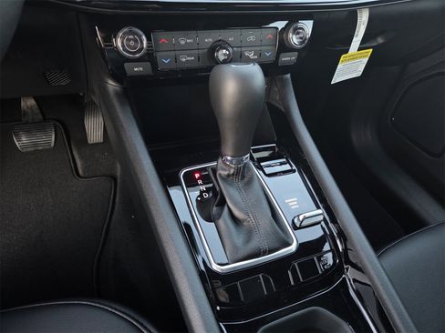 New 2026 Jeep Compass Limited image 8