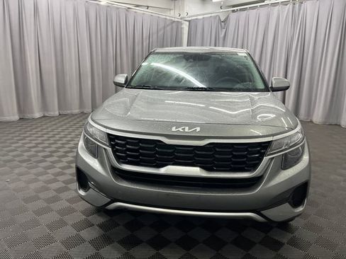 Certified 2023 Kia Seltos LX AWD/4WD image 3