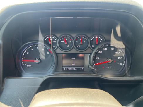 Used 2021 Chevrolet Silverado 2500 Custom w/ Custom Value Package AWD/4WD image 7
