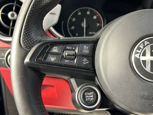 Used 2021 Alfa Romeo Stelvio Ti Sport image 27