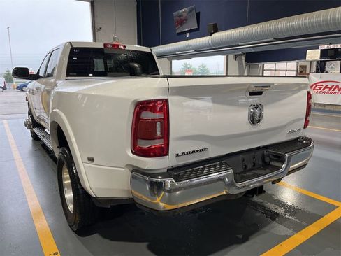 Used 2021 RAM 3500 Laramie w/ Chrome Appearance Group AWD/4WD image 5