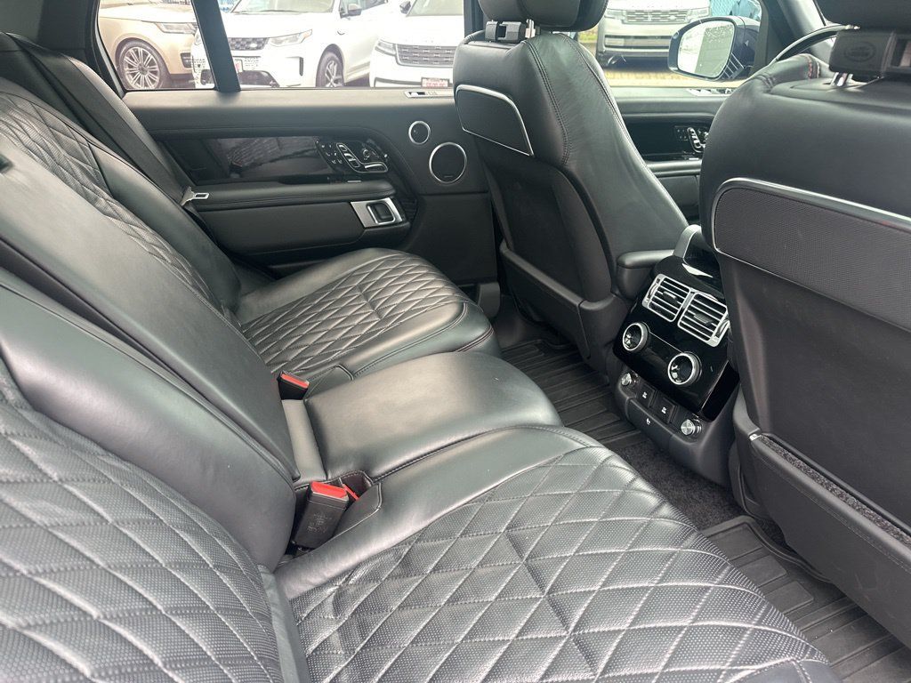 Used 2020 Land Rover Range Rover SV Autobiography Dynamic AWD/4WD image 14