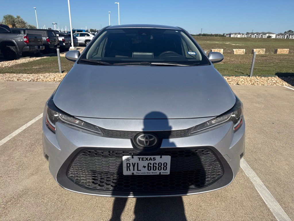 Used 2021 Toyota Corolla LE FWD image 6