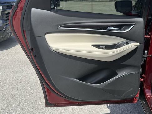 Used 2024 Buick Enclave Essence w/ Sport Touring Edition image 34