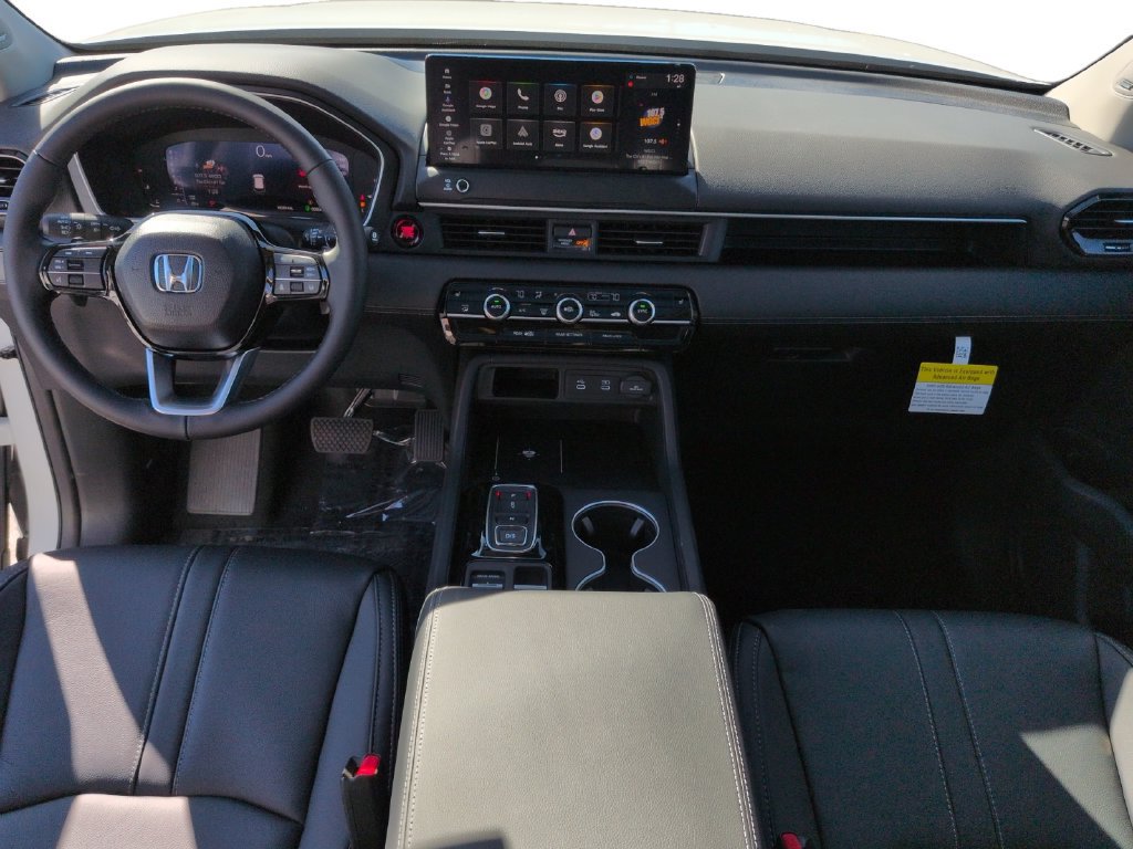 New 2026 Honda Pilot Touring image 11