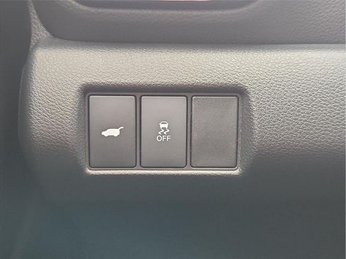 Used 2023 Honda Pilot Touring image 18
