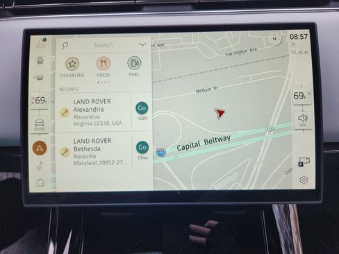 New 2025 Land Rover Range Rover Sport SE image 21