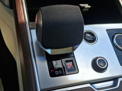 Used 2023 Land Rover Range Rover SE AWD/4WD image 11