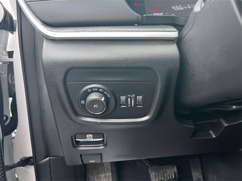 Certified 2023 Jeep Grand Cherokee Limited image 26