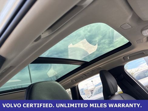 Certified 2025 Volvo XC60 B5 Plus image 14