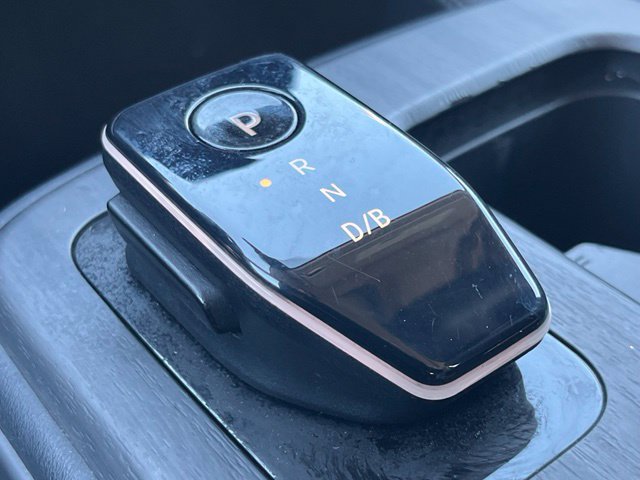 Used 2023 Nissan Ariya FWD image 20