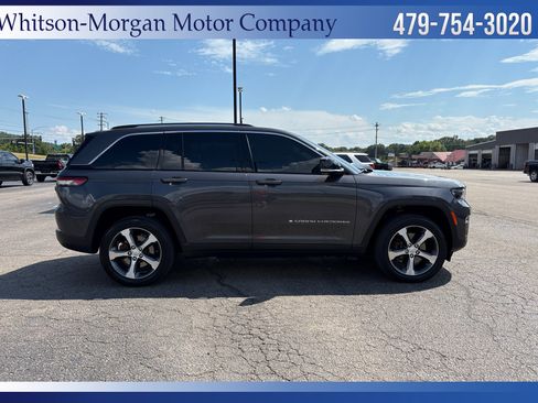 Used 2022 Jeep Grand Cherokee Limited 4xe w/ Luxury Tech Group II image 5