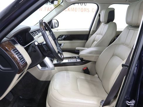 Used 2020 Land Rover Range Rover HSE image 10