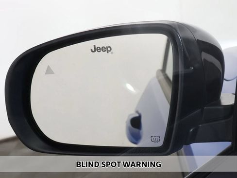 Used 2024 Jeep Compass Limited AWD/4WD image 4