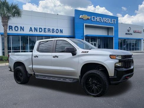 Used 2021 Chevrolet Silverado 1500 Custom Trail Boss AWD/4WD image 1