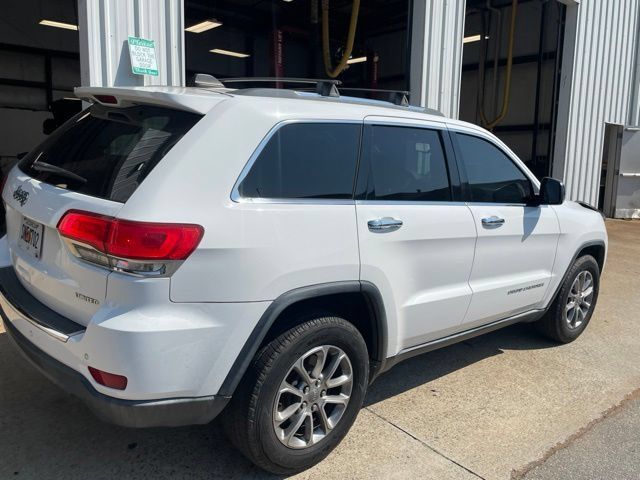 Used 2016 Jeep Grand Cherokee Limited w/ Luxury Group II RWD image 6