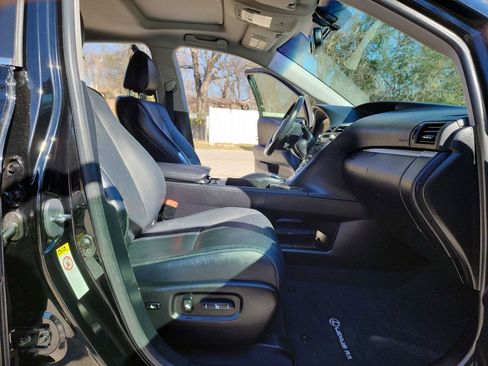 Used 2013 Lexus RX 350 FWD w/ Navigation Pkg image 39