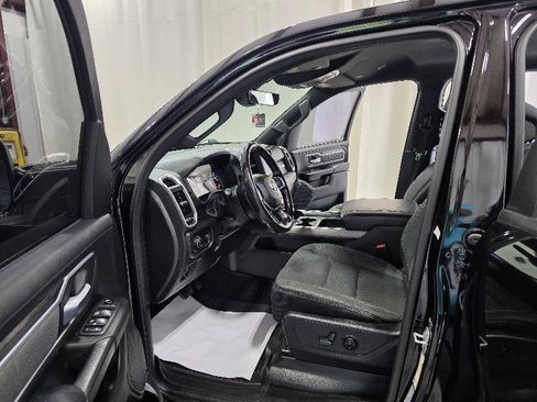 Used 2021 RAM 1500 Big Horn AWD/4WD image 12