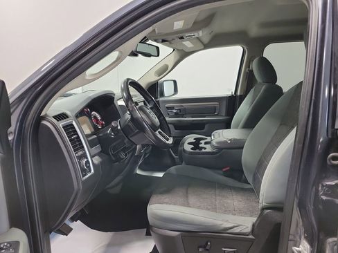 Used 2019 RAM 1500 Big Horn image 34