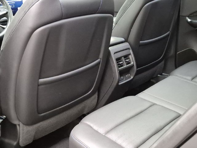 Certified 2024 Cadillac XT4 Sport AWD/4WD image 23